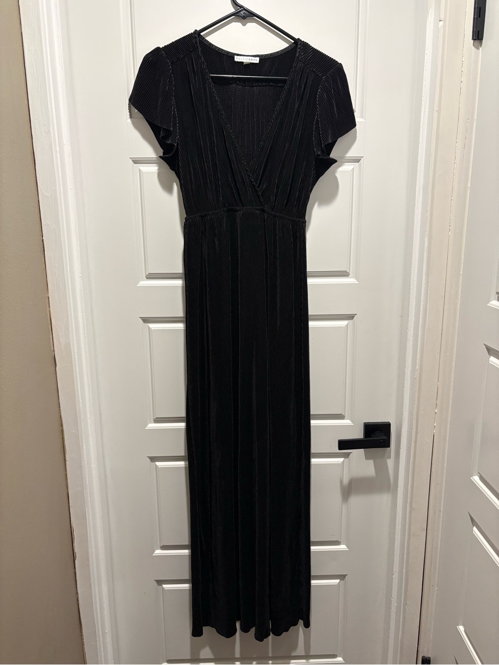Baltic Born Black Ribbed Maxi Dress - size Small